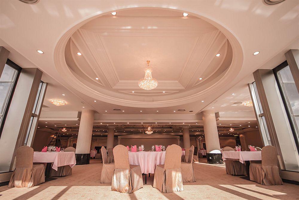Chinggis Khaan Hotel Ulan Batur Dış mekan fotoğraf
