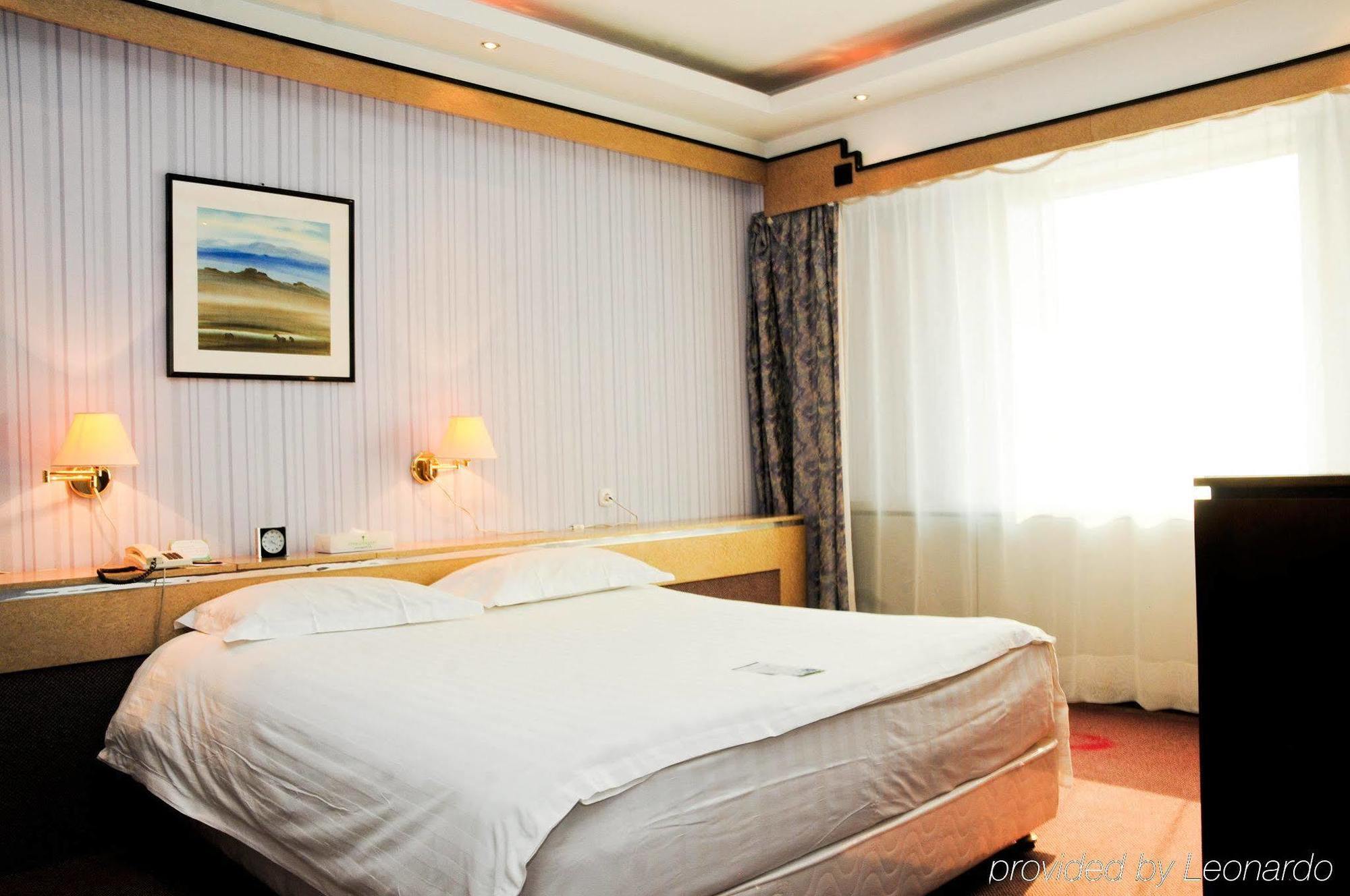 Chinggis Khaan Hotel Ulan Batur Dış mekan fotoğraf