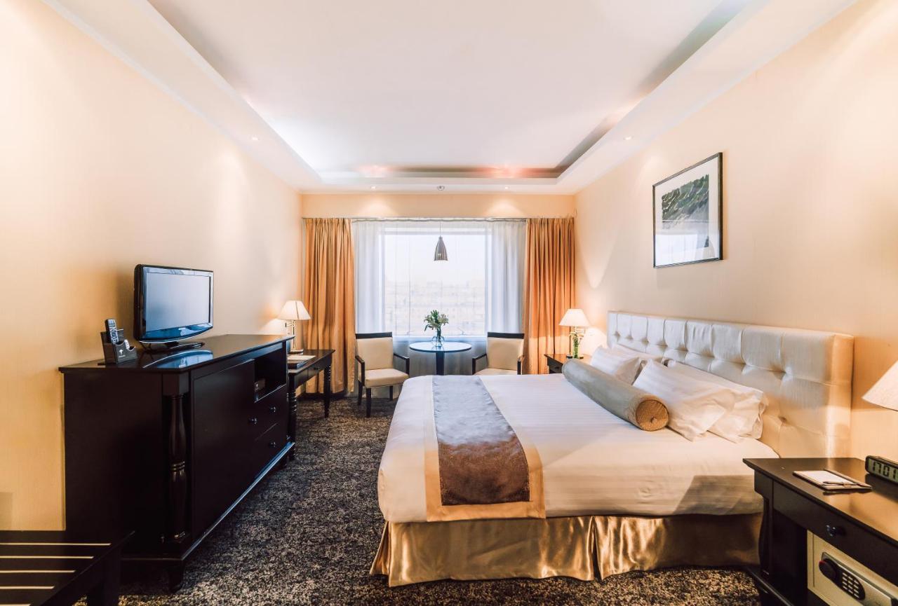 Chinggis Khaan Hotel Ulan Batur Dış mekan fotoğraf